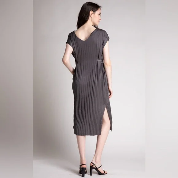 Grade & Gather Pleated Tie Dress - Picture 11 of 13